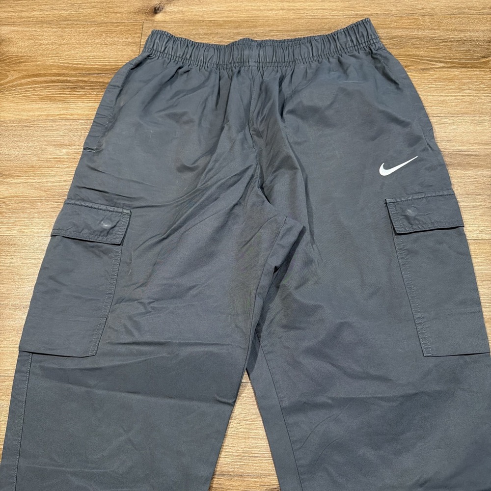 Nike Men's SMALL Sportswear Air Play Woven Cargo Pants Smoke Grey HJ0829-070 NSW - Picture 3 of 11